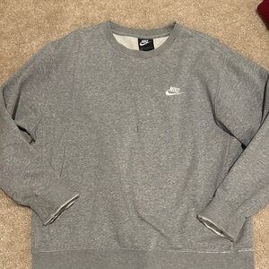 Nike Womens Grey Crewneck Sweatshirt